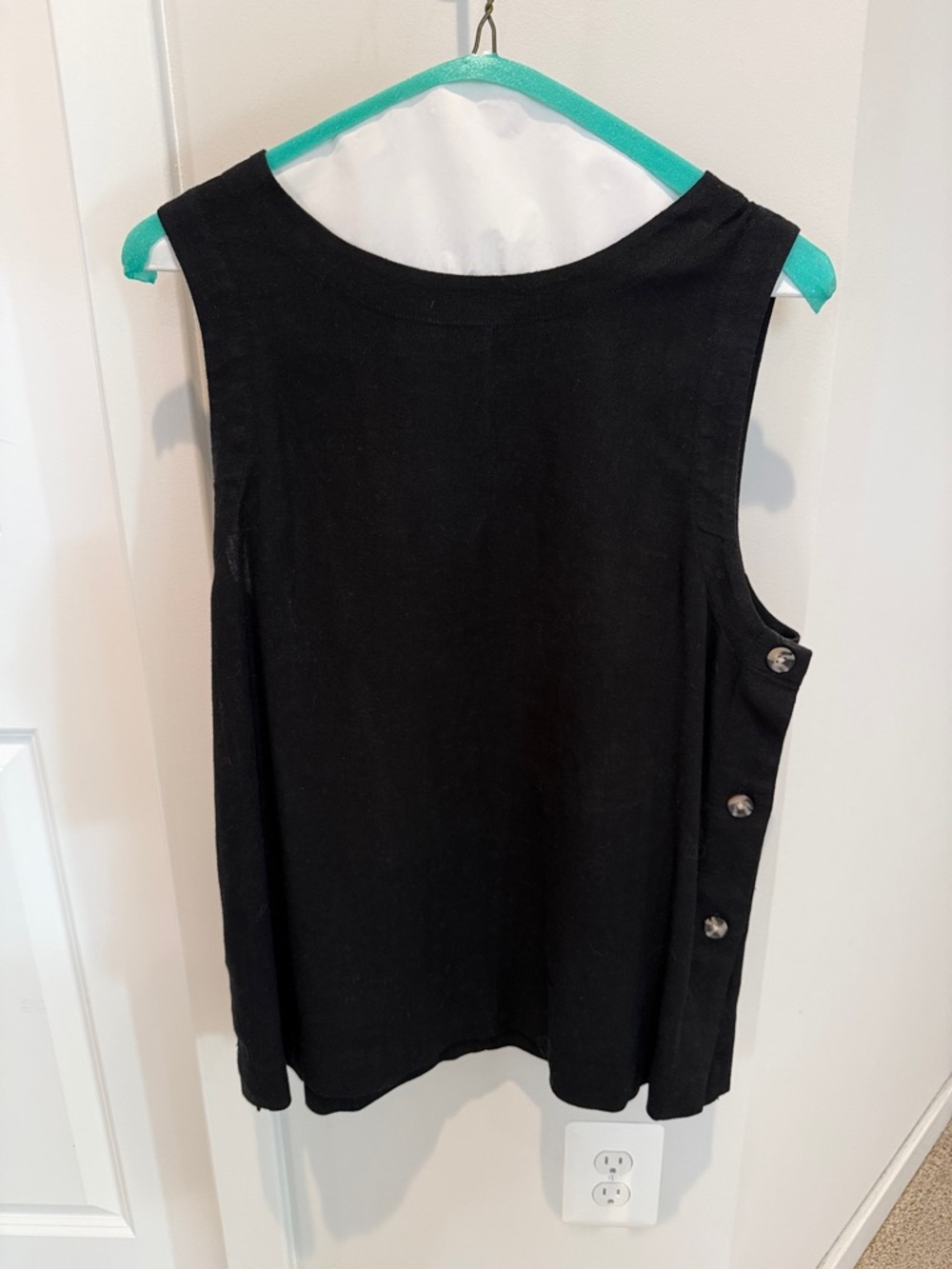 Universal Thread Black Sleeveless Tank with Side Button Accents